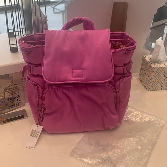 Vera Bradley utility backpack - Picture 1 of 8